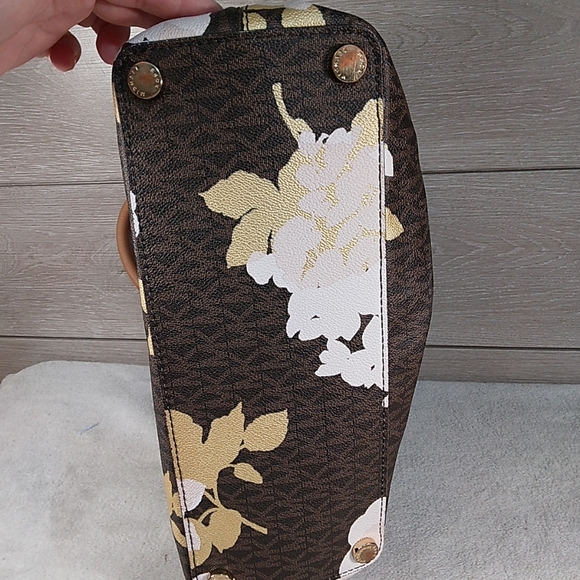 Michael Kors Floral Print Canvas & Leather Tote Satchel w/Brown MK Pattern Haile - Picture 5 of 12